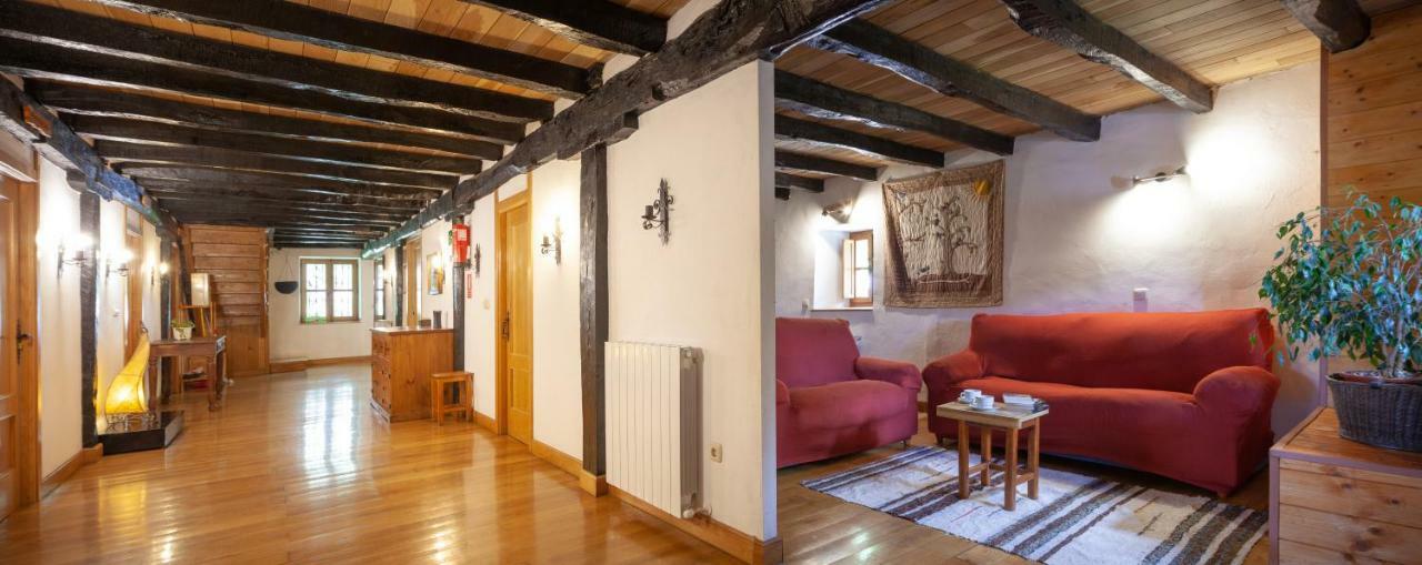 Albergue Mandoia Aterpetxea Arantzazu المظهر الخارجي الصورة
